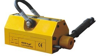 使用永磁起重機(jī)的注意事項(xiàng)