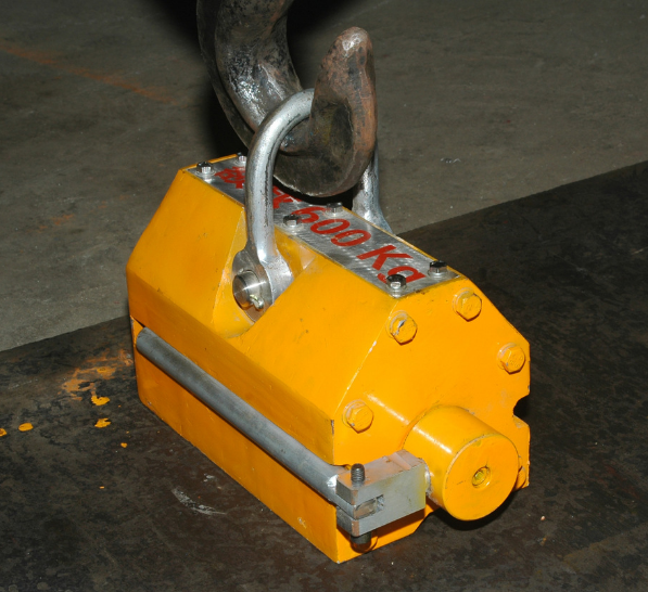 起重目標本身對永磁吊吸附力的影響