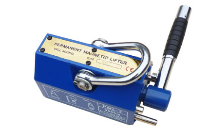 永磁磁力吊常用于工廠的鋼板搬運(yùn)